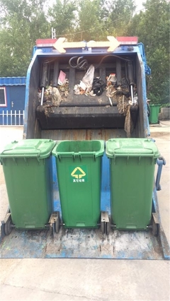 地下室5方后装垃圾车厂家与8方垃圾挤压车价格解析